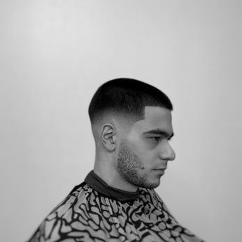 Top Cut LA Barbershop - Barbers Near Me - Studio City, California Top Cut LA Barbershop - Barbers Near Me - Studio City, California