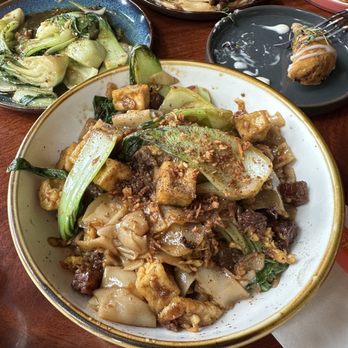 Norah - Pad See Ew - Vegan Near Me - Portland, Oregon Norah - Pad See Ew - Vegan Near Me - Portland, Oregon