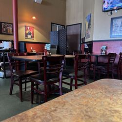 Grumpy's Grill - Interior