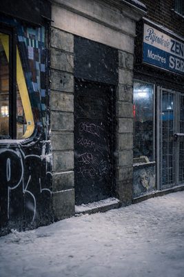 BAR - Big in Japan by null