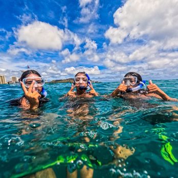 Captain Max Boat Tours - Boat Tours Near Me - Honolulu, Hawaii