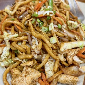 Dumpling U - Shanghai fried noodles - Chinese Near Me - Fresno, California Dumpling U - Shanghai fried noodles - Chinese Near Me - Fresno, California