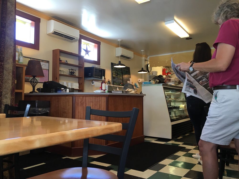 KILLINGTON AV MARKET & DELI Updated October 2024 22 Killington Ave