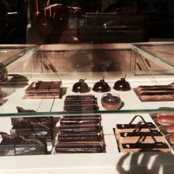La Maison du Chocolat - Outdoor display