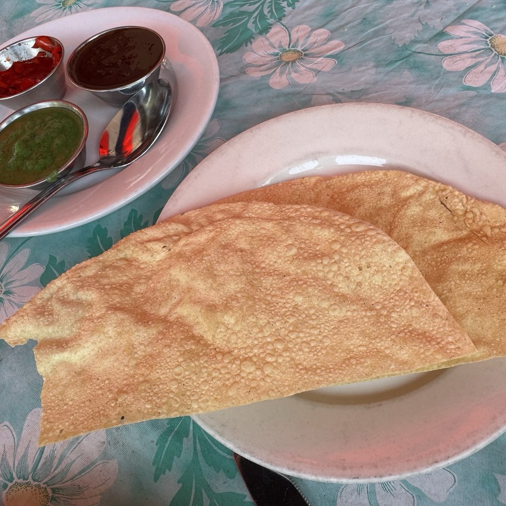 Baingan Indian Cuisine - Papadam with sauces - Indian Near Me - Shelton, Connecticut