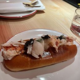 Lobster roll with caviar