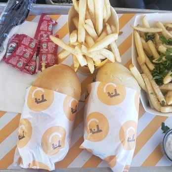 Starbird Chicken - Truffle Bird, Starbird, House Fries, Truffle Fries - Chicken Shop Near Me - Sunnyvale, California Starbird Chicken - Truffle Bird, Starbird, House Fries, Truffle Fries - Chicken Shop Near Me - Sunnyvale, California