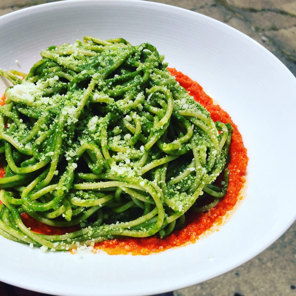 Order Spaghetti Pomodoro and Basil food online from Venere Restaurant store, Westbury on bringmethat.com