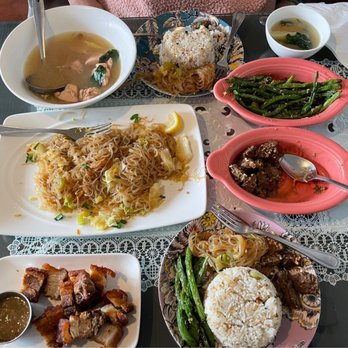 CARiN de RiA - Pancit, sautéed green beans, leachon kawali, beef salpicao, chicken tinola soup, garlic fried rice. - Filipino Near Me - Encinitas, California