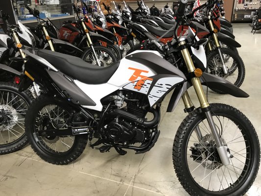 CSC MOTORCYCLES - Updated May 2025 - 33 Photos & 20 Reviews - 1331 W ...