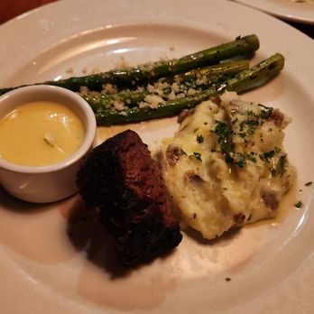 Third and Hollywood - Half portion of filet mignon - New American Near Me - Columbus, Ohio