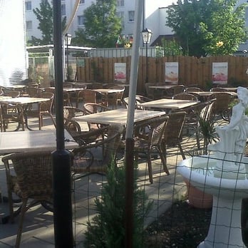 La Traviata - Italian Near Me - Augsburg, BY