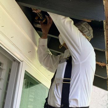The Bugman - on the job - Pest Control Near Me - Anaheim, California The Bugman - on the job - Pest Control Near Me - Anaheim, California