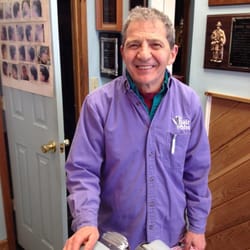 The Hair Shop - Here's Ronnie!