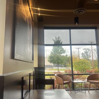 Starbucks - Coffee & Tea Near Me - Lake Bluff, Illinois