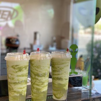 E T Tea & Popcorn Chicken - Avocado yogurt with Crystal boba - Bubble Tea Near Me - Mesa, Arizona E T Tea & Popcorn Chicken - Avocado yogurt with Crystal boba - Bubble Tea Near Me - Mesa, Arizona