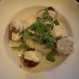 Pan Seared Jumbo Scallops Pan Seared Jumbo Scallops