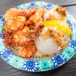 Aloha Hawaii Tours - World-famous garlic shrimp on the North Shore of Oahu