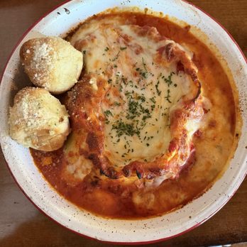 Del Vecchios - Asheville - Lasagna with Garlic Knots - Pizza Near Me - Asheville, North Carolina Del Vecchios - Asheville - Lasagna with Garlic Knots - Pizza Near Me - Asheville, North Carolina