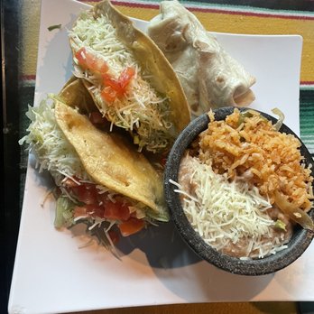 Taco Hut - Hard shell shredded beef 2 Tacos Combo Plate with a chili Quiles burrito - Mexican Near Me - Rancho Cucamonga, California Taco Hut - Hard shell shredded beef 2 Tacos Combo Plate with a chili Quiles burrito - Mexican Near Me - Rancho Cucamonga, California