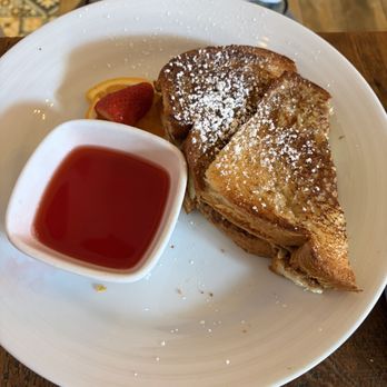FARM - Bacon and cheese French toast - French Near Me - Palm Springs, California FARM - Bacon and cheese French toast - French Near Me - Palm Springs, California