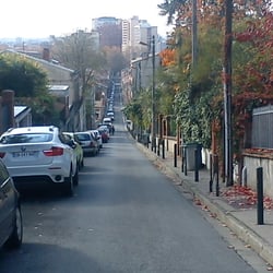 La Rue du Dix Avril