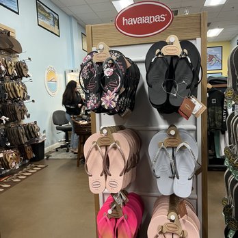 Flip Flop Shops - Shoe Stores Near Me - Fresno, California