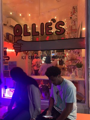 Ollie’s Ice Cream + Stuff by null