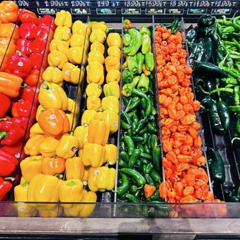 ShopRite of Fishkill - 11/15/24 beautiful peppers - Grocery Near Me - Fishkill, New York