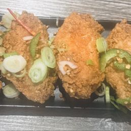 Fried Chicken Wings w/ Salt & Pepper
