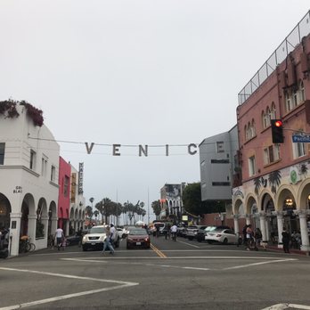 Venice Statepark - Venice beach entrance - Beaches Near Me - Venice, California Venice Statepark - Venice beach entrance - Beaches Near Me - Venice, California