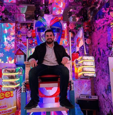 New Robot Restaurant Show by null