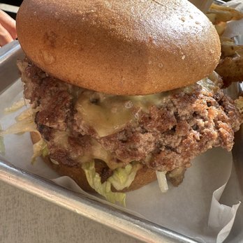 Burger Lounge - Lounge burger with extra patty - Burgers Near Me - La Jolla, California Burger Lounge - Lounge burger with extra patty - Burgers Near Me - La Jolla, California