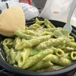 Braulio’s Bistro - Pesto penne w chicken