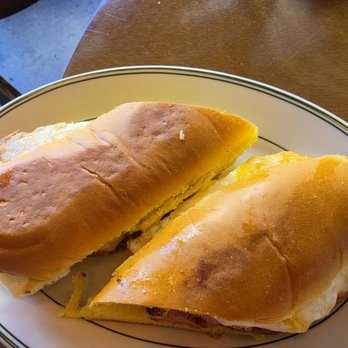 Tinta y Café - Coffee & Tea Near Me - Miami, Florida