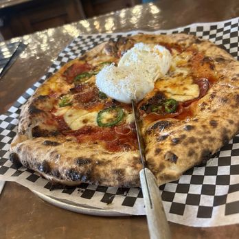 Reve Brewing - Burrata Diavolo pizza - Breweries Near Me - Atlantic Beach, Florida