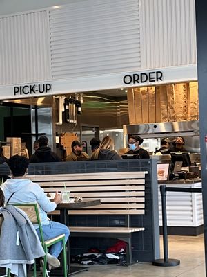 Shake Shack Menlo Park by null