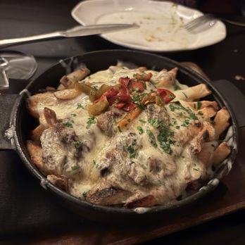 The Edmon - Short rib poutine - Cocktail Bars Near Me - Los Angeles, California