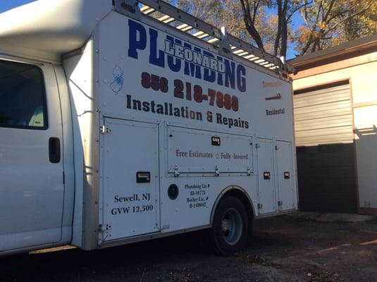 Leonard Plumbing Logo