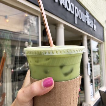 Vida pour Tea - Iced Matcha latte with almond milk - Coffee & Tea Near Me - Greensboro, North Carolina Vida pour Tea - Iced Matcha latte with almond milk - Coffee & Tea Near Me - Greensboro, North Carolina