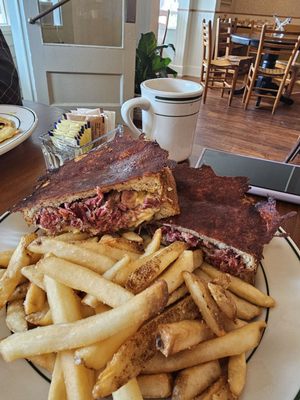 Day June Luncheonette by null