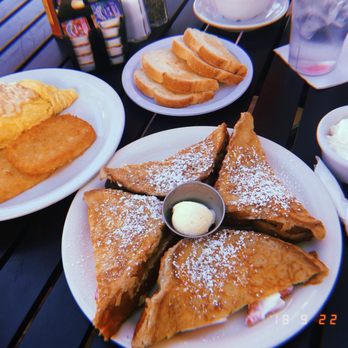 Coffee Pub - Stuffed French Toasts - Breakfast & Brunch Near Me - Las Vegas, Nevada Coffee Pub - Stuffed French Toasts - Breakfast & Brunch Near Me - Las Vegas, Nevada