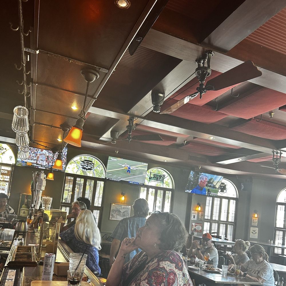 The Publican - Lots of TV's - Pubs Near Me - Windsor, California The Publican - Lots of TV's - Pubs Near Me - Windsor, California