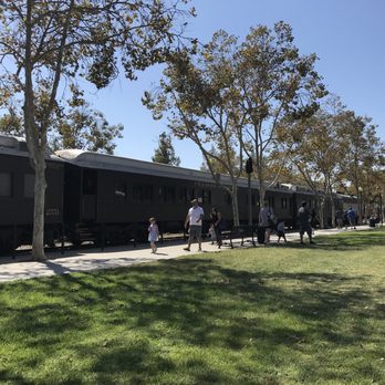Fillmore & Western Railway - Trains Near Me - Fillmore, California