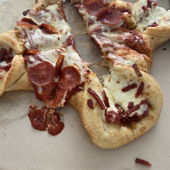 Little Caesars Pizza - This pizza has cheese - Pizza Near Me - Moorpark, California Little Caesars Pizza - This pizza has cheese - Pizza Near Me - Moorpark, California