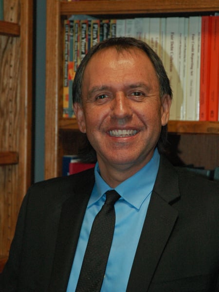 Axel B. Gomez - immigration attorney in Turlock, CA