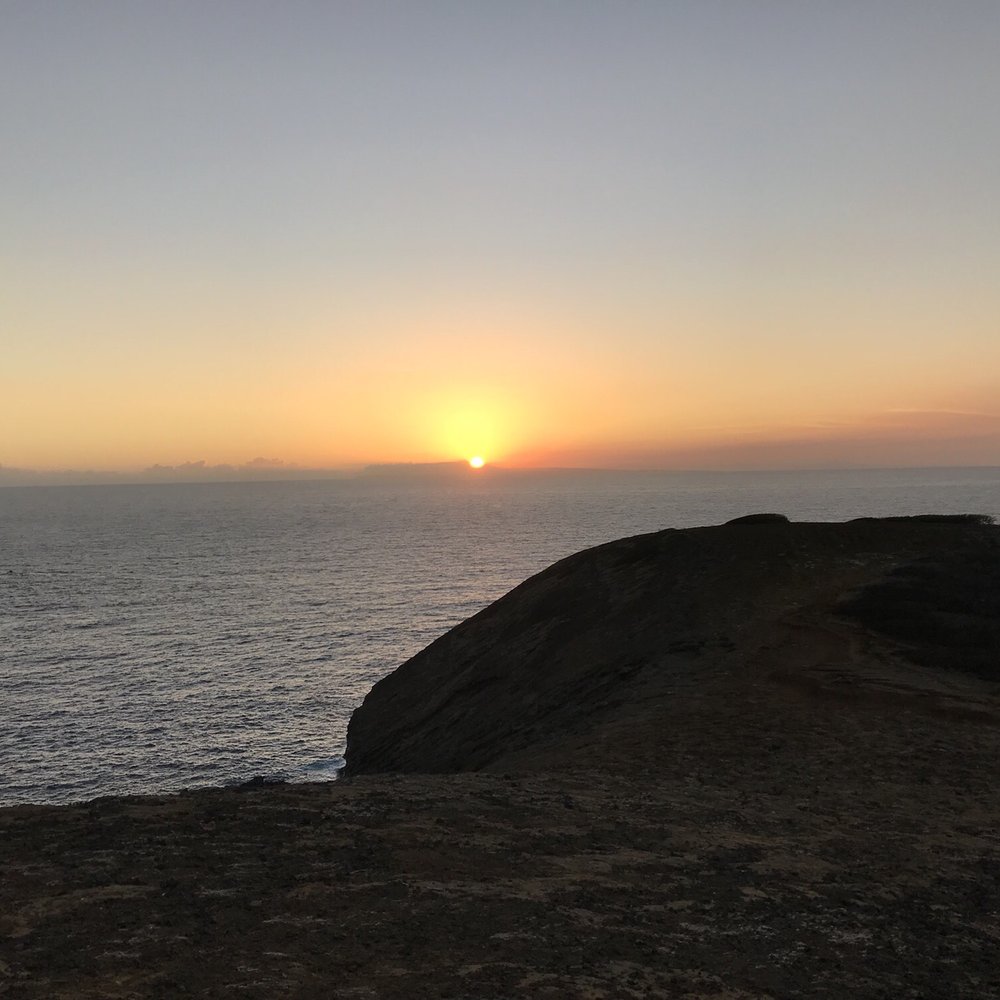 Hanauma Bay Trail - Sunrise - Hiking Near Me - Honolulu, Hawaii