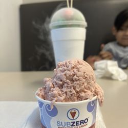 Small ice cream cup. Original, blue berry & marshmallow