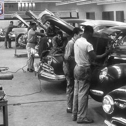 AAMCO Transmissions - Fixing Transmissions for over 60 Years!