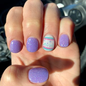 The Hills Nails - Powder dip manicure (color, glitter, plus accent nail design) - Nail Salons Near Me - El Dorado Hills, California
